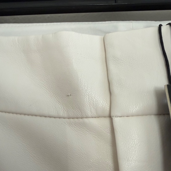 Alice and Olivia Dylan High Waist Faux Vegan Leather Fleeced Wide Leg Pants 8 - Picture 10 of 16